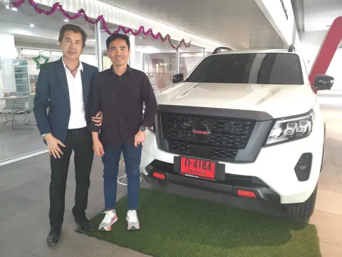 ภาพขอบคุณลูกค้า Nissan คุณเล็ก