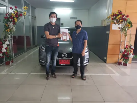ภาพขอบคุณลูกค้า Nissan คุณเล็ก